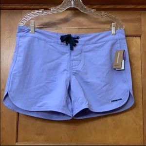 Patagonia Women’s Wavefarer Shorts 5” Size 8 NWT